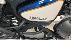 Royal Enfield Super Meteor 650 Top (23MY)